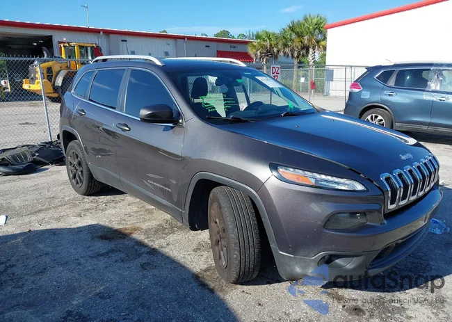 1C4PJLCB4HW661534: 43178837