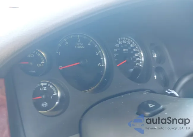 1GNSCJE02DR268622: 43178927