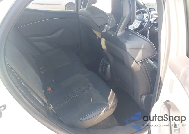 3FMTK4SX3PMA23977: 43179985