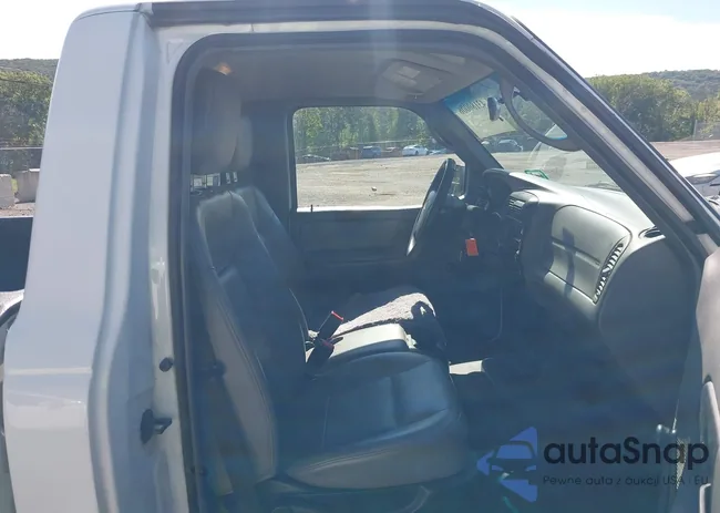 1FTKR1AD1APA54731: 43180006