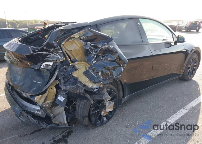 5YJYGDEE0LF048369: 43180139