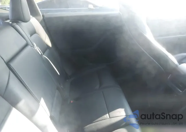 5YJYGDEE0LF048369: 43180139