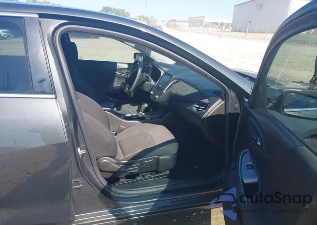 1G1ZB5ST5HF119766: 43180155