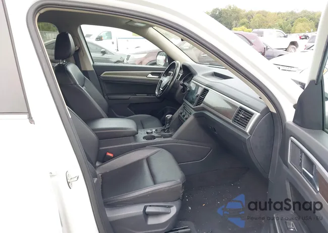 1V2LR2CA5JC512015: 43180227