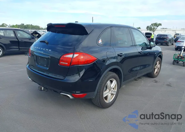 WP1AF2A28DLA39257: 43180439