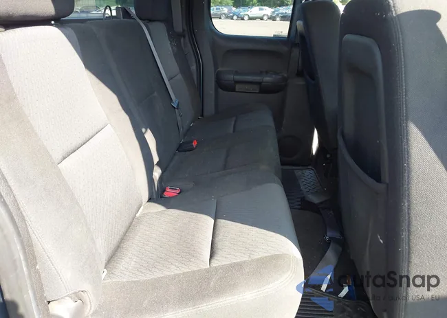 1GCSKSE31AZ142551: 43180449