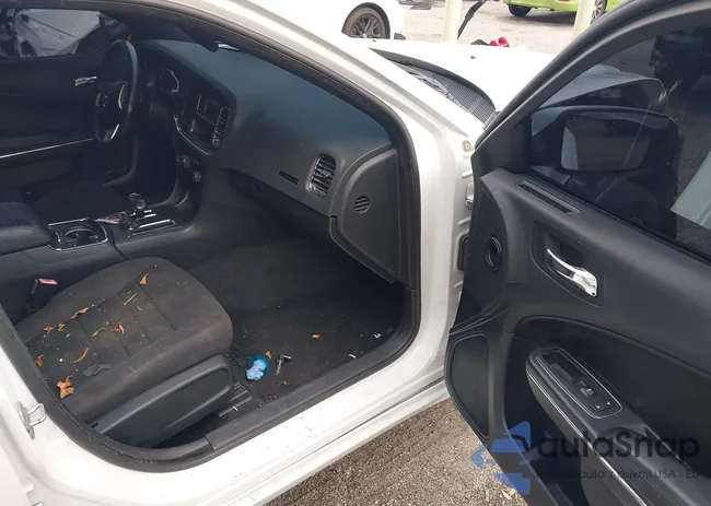 2C3CDXBG8DH583864: 43180558