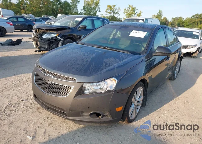 1G1PG5SB3E7143764: 43179613