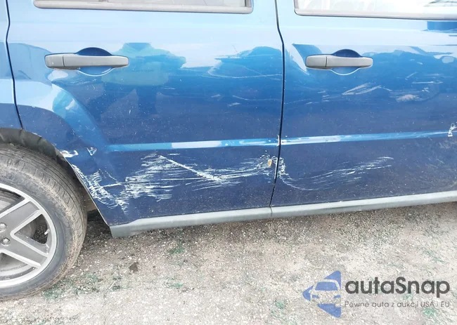 1J8FT28B29D146885: 43179618