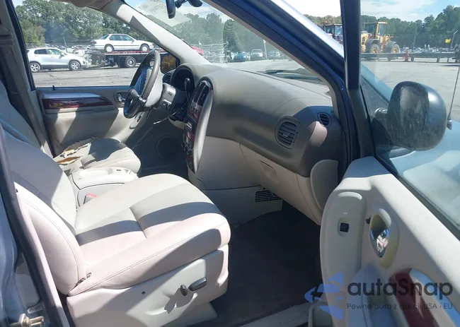 2C4GP64L75R339126: 43179909