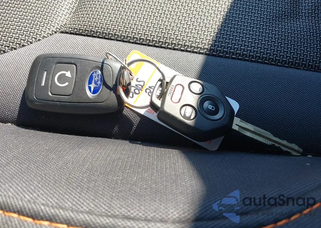 JF2GTAPCXLH236268: 43179945