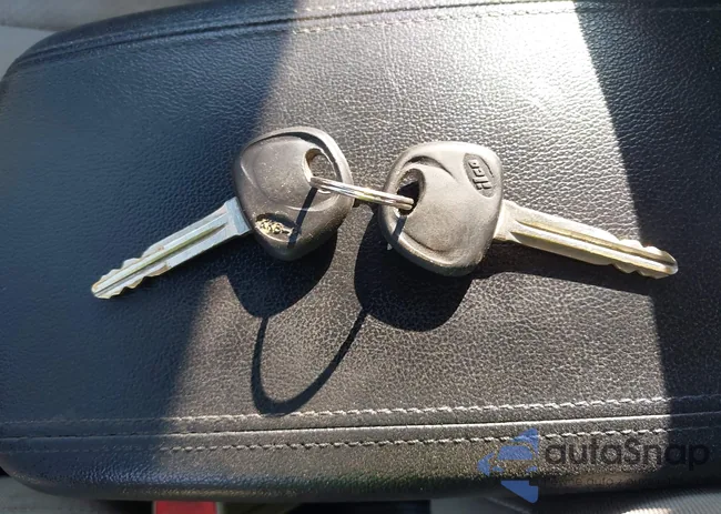 KNAFU4A2XA5095660: 43181088