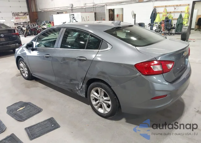 1G1BE5SM9K7139327: 43181175