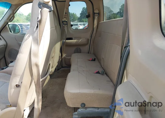 1FTRX18L7XKA04701: 43181315