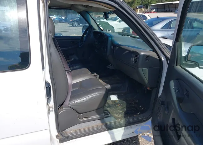 1GCEC19VX4Z316735: 43181327