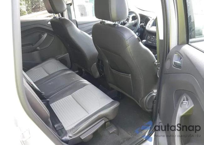 1FMCU0GD0HUA18816: 43181375