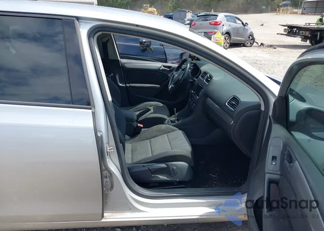 WVWNM7AJ7DW063660: 43181415