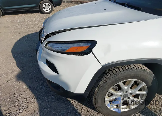 1C4PJMCS5GW253726: 43181532