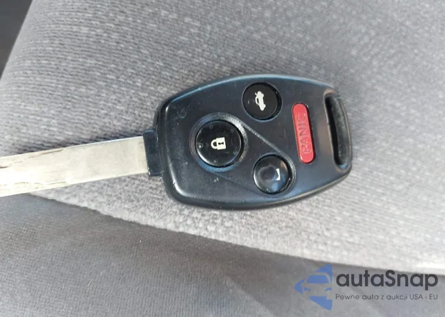 1HGCP2F33AA147545: 43181559