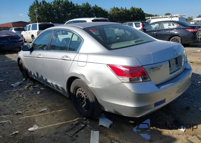 1HGCP2F33AA147545: 43181559