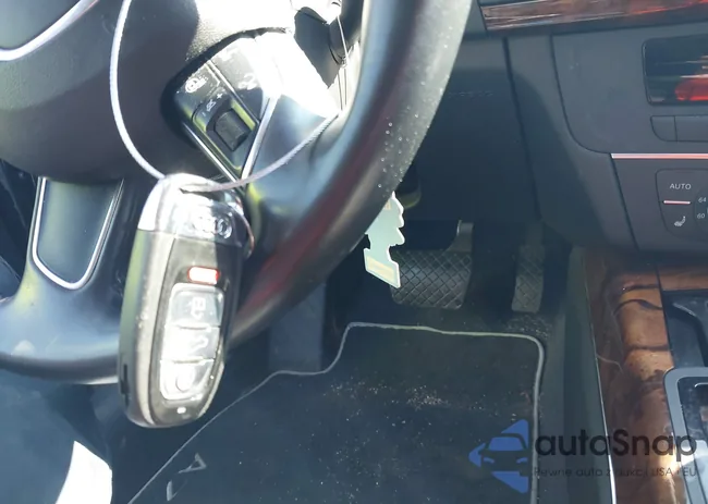 WAUYGAFC9CN038711: 43181577