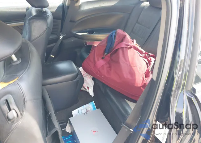 1HGCS2B83BA001454: 43180622