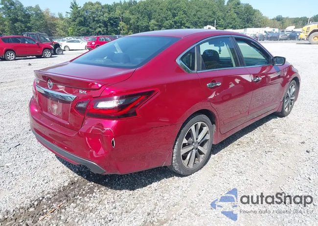 1N4AL3AP6HC472745: 43180702