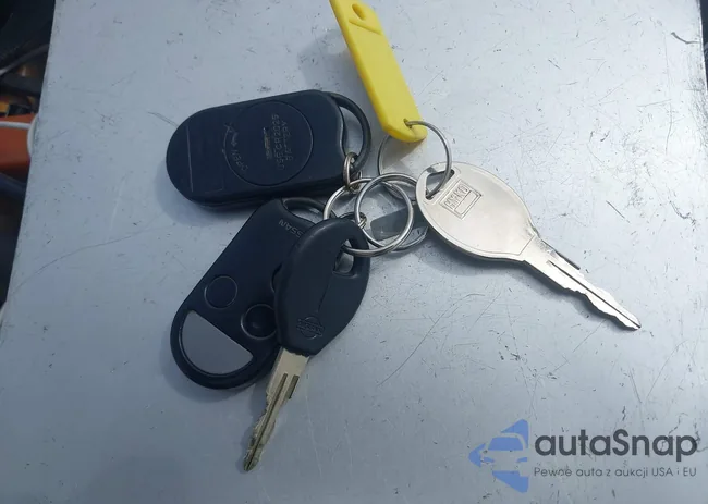 JN1CA21D4VT847491: 43180863