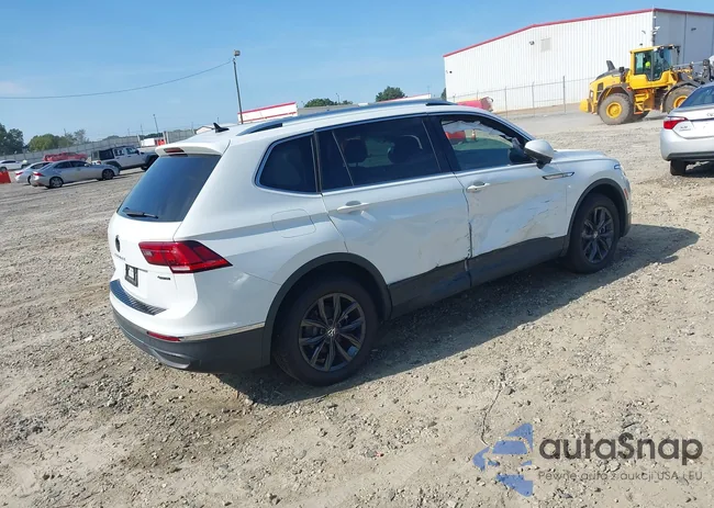 3VV2B7AX4RM042612: 43180880