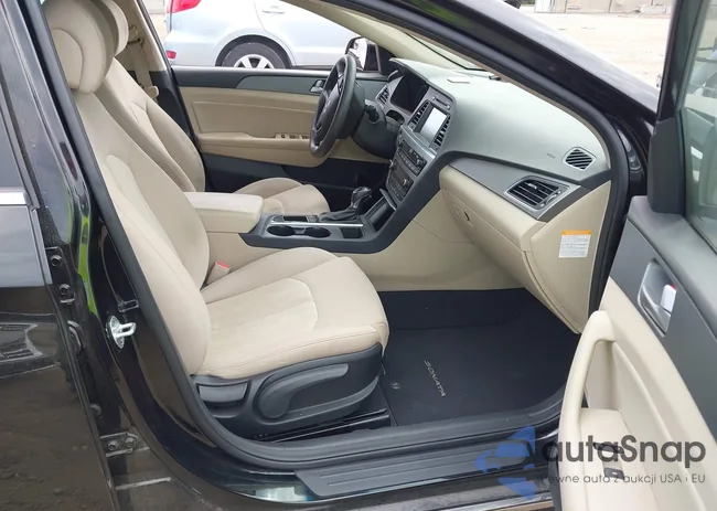 KMHE24L16HA060037: 43180927