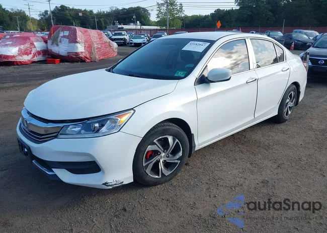 1HGCR2F30GA233267: 43182047