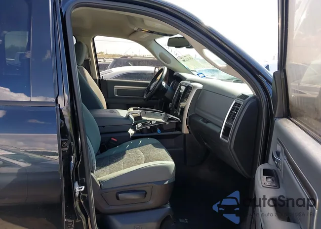 1C6RR6LT5FS709369: 43182286