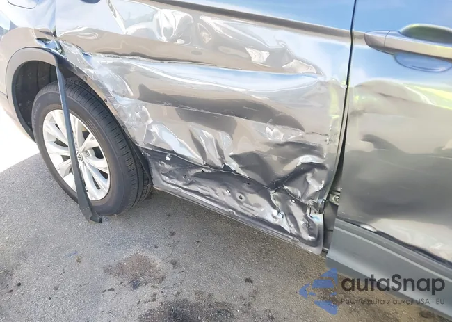 3VV0B7AX1LM150250: 43182550