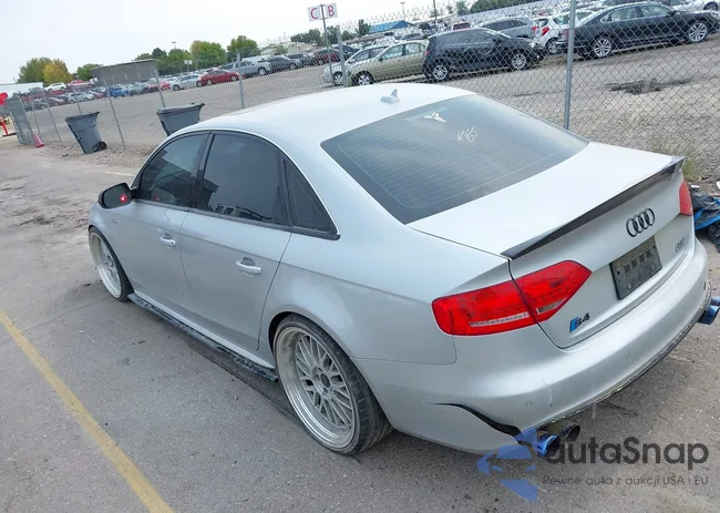 WAUKGAFL2BA172309: 43181786