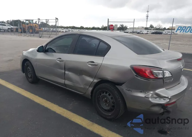 JM1BL1U77D1772766: 43181859