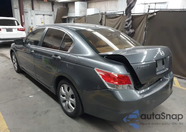 1HGCP2F86AA066244: 43182992