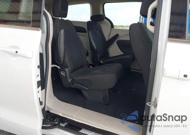 2C4RC1CG9NR223096: 43183224