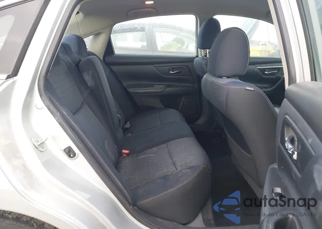 1N4AL3AP5HN305748: 43183251