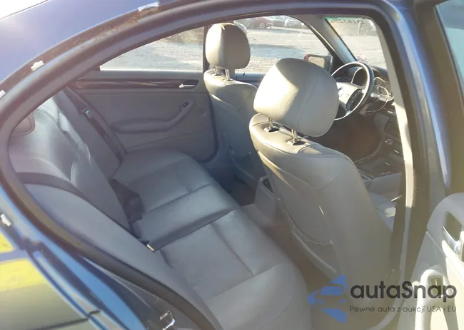 WBAEU33403PH87263: 43183256