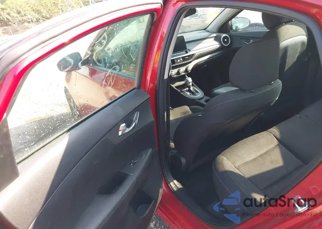 3KPF24AD3ME359532: 43183297