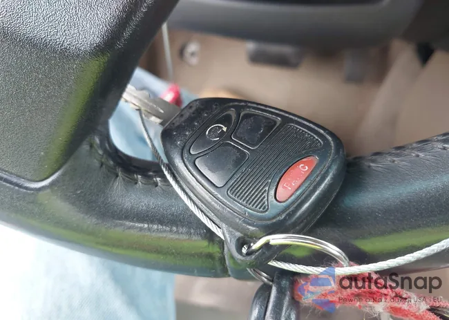 1C4NJCEB8CD616637: 43183392