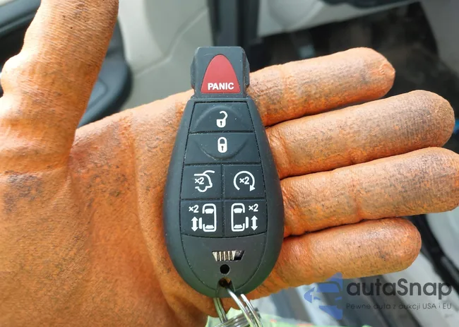 2C4RDGBG4DR662089: 43182649