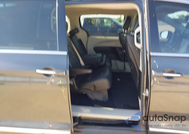 2C4RC1EGXJR144799: 43182764