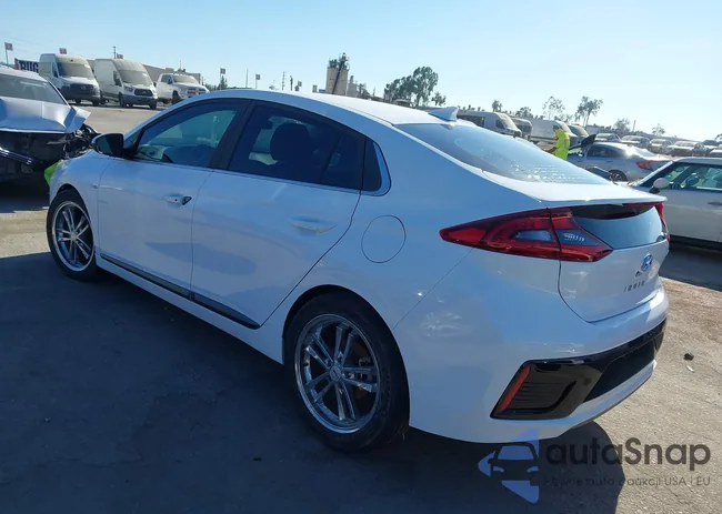 KMHC75LCXKU105955: 43182805