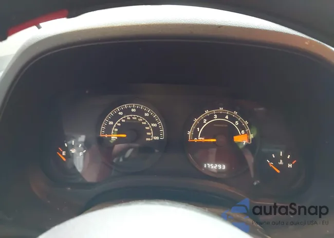 1C4NJDBB2GD518364: 43182819