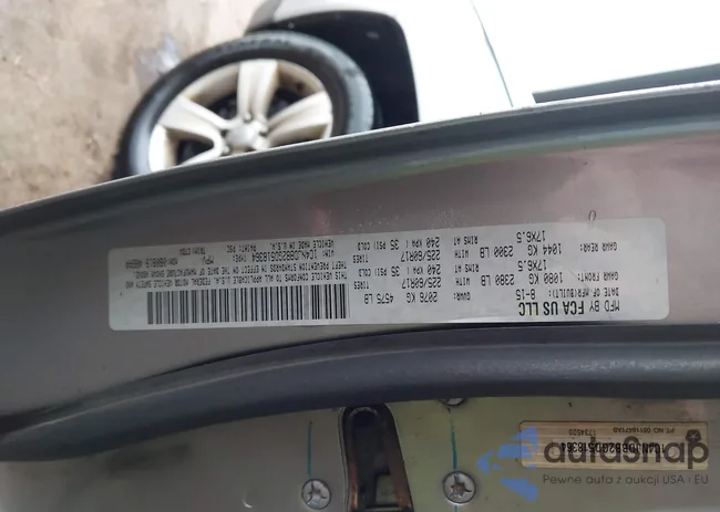 1C4NJDBB2GD518364: 43182819