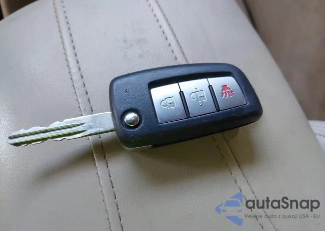 KNMAT2MT1HP600038: 43182830