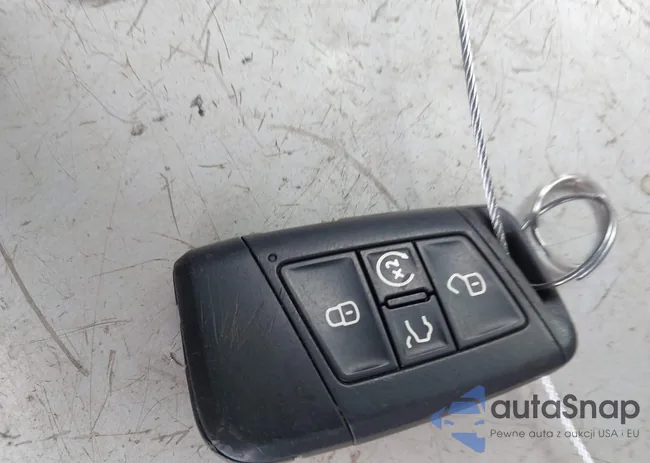 3VV3B7AX9LM092126: 43184060