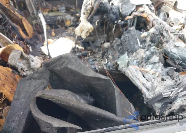 JTDBU4EEXBJ100855: 43184110