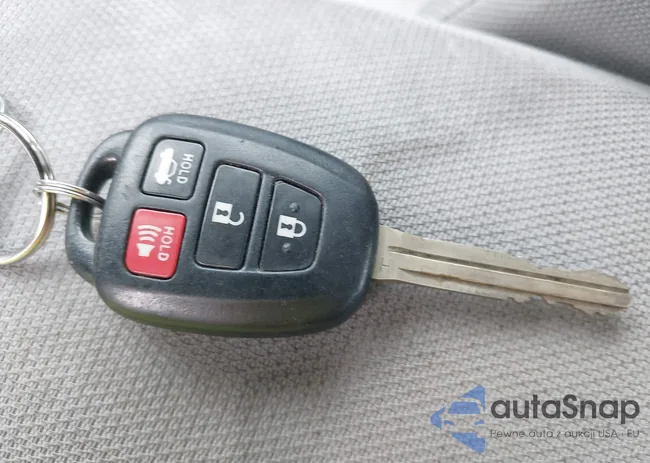 2T1BURHE4EC184339: 43184162